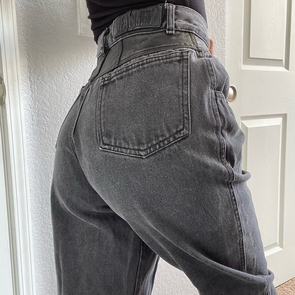 Vintage Jeanjer high rise jeans - Picture 3 of 9